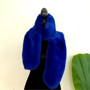 Blue Faux Fur Scarf / Shawl 💙